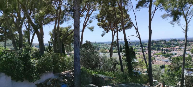 Demeure - 252 m² - 6 pièces