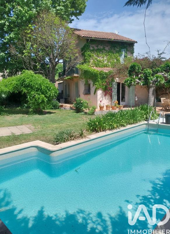 Maison - 197 m² - 5 pièces