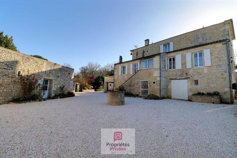 Propriété - 265 m² - 8 pièces