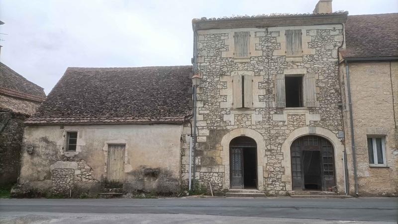 Maison traditionnelle - 140 m² - 5 pièces