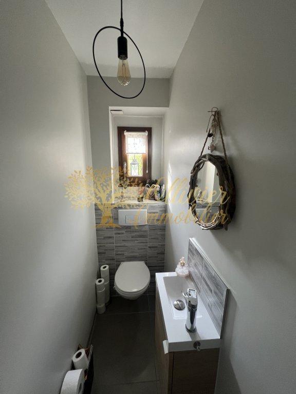 Pavillon - 140 m² - 5 pièces