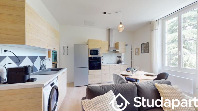 Chambre - 9 m² - 1 pièce