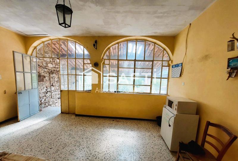 Maison - 123 m² - 8 pièces