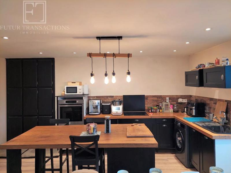 Maison - 145 m² - 7 pièces