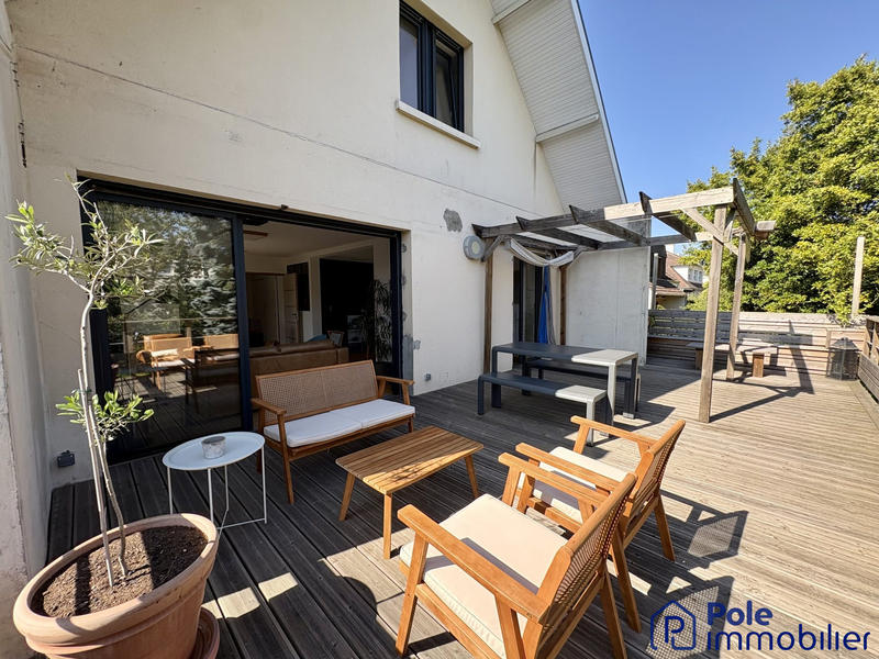 Maison - 112 m² - 6 pièces