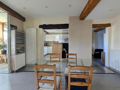 Maison - 122 m² - 6 pièces