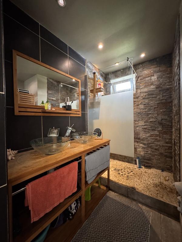 Maison - 94 m² - 5 pièces