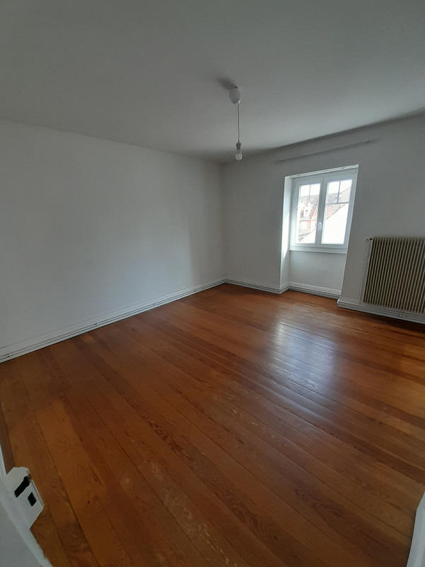 Appartement ancien - 95 m² - 4 pièces