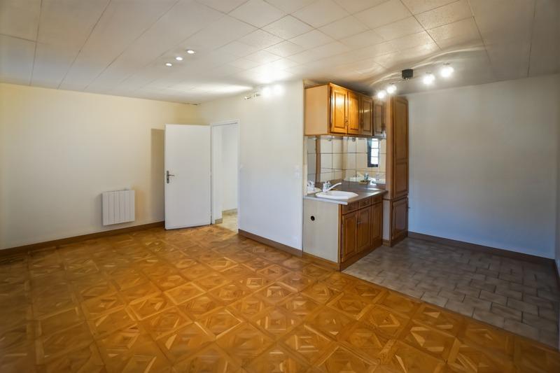 Local d'activité / Entrepôt - 96 m² - 4 pièces