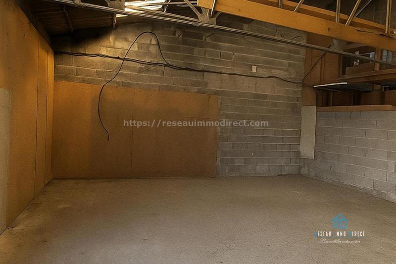 Propriété - 133 m² - 8 pièces