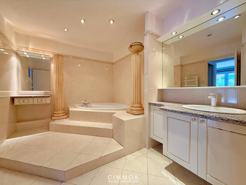 Maison - 91 m² - 5 pièces