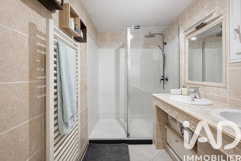 Maison - 121 m² - 4 pièces