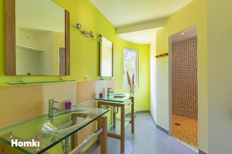 Maison d'architecte - 214 m² - 7 pièces