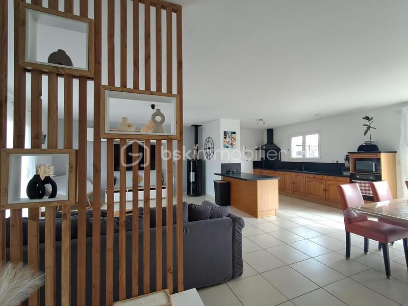 Maison traditionnelle - 1 433 m² - 4 pièces
