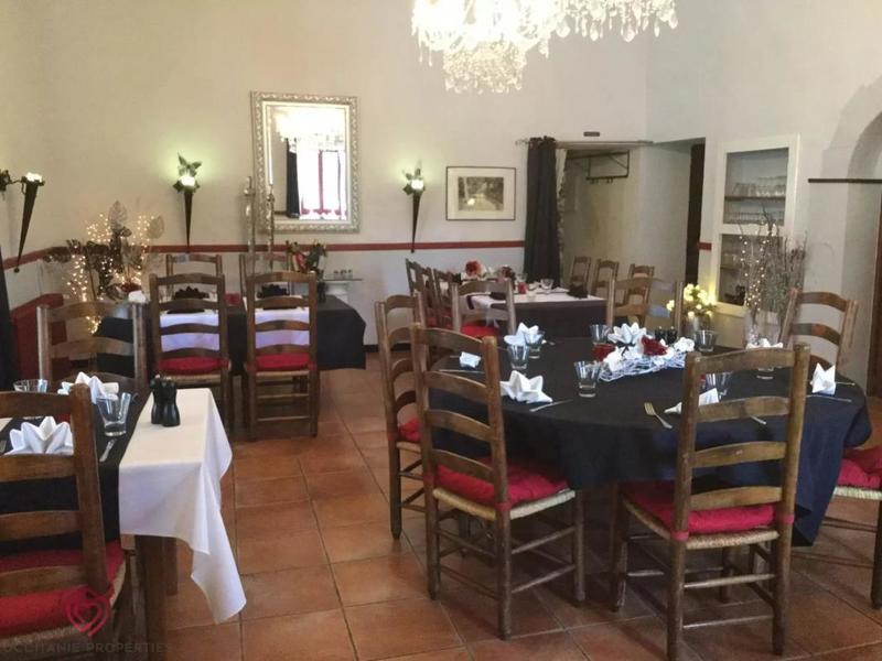 Propriété - 600 m² - 14 pièces