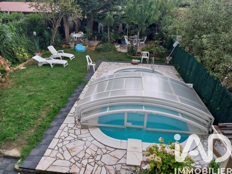 Maison - 100 m² - 6 pièces