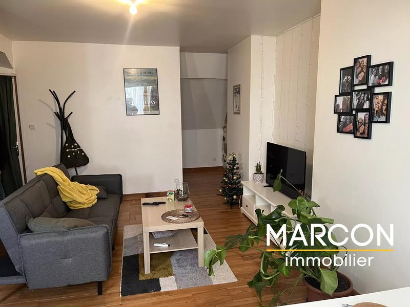 Immeuble - 214 m² - 10 pièces