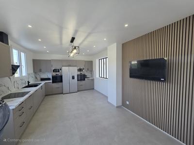 Maison contemporaine - 200 m² - 7 pièces