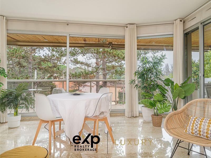 Appartement - 104 m² - 4 pièces