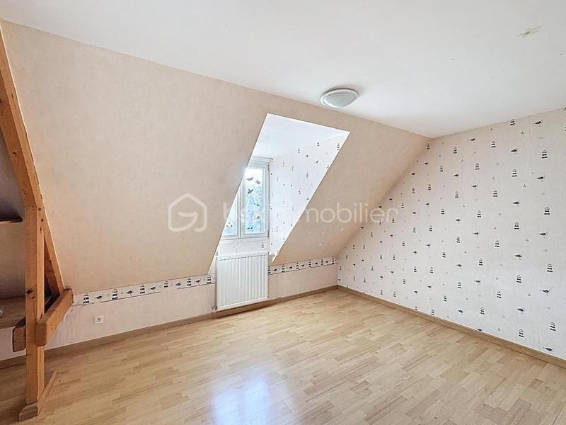 Pavillon - 135 m² - 7 pièces