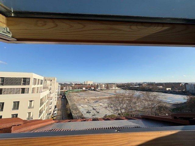 Studio - 14 m² - 1 pièce