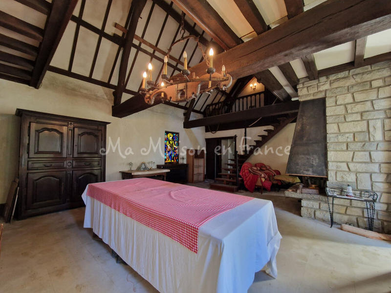 Longère - 180 m² - 8 pièces