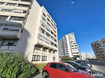 Appartement - 79 m² - 4 pièces