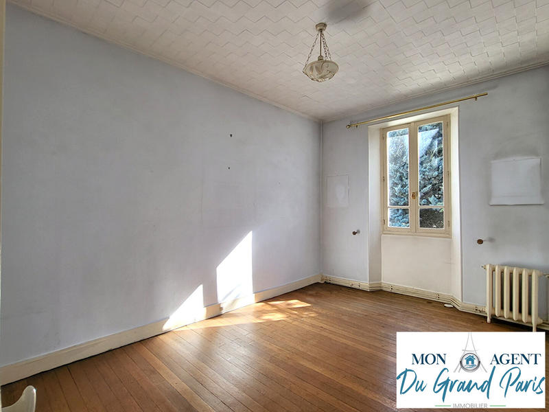 Maison - 180 m² - 7 pièces