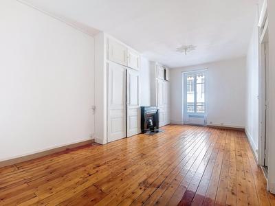 Appartement - 84 m² - 3 pièces