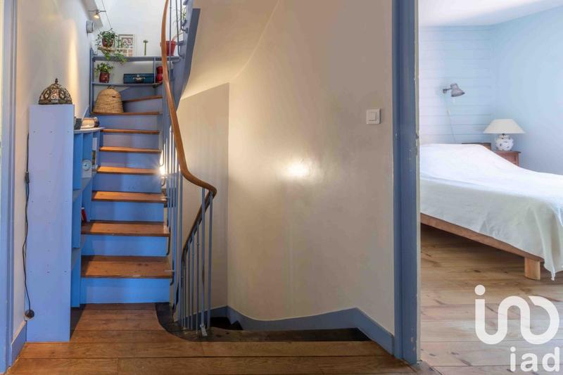 Maison - 187 m² - 8 pièces