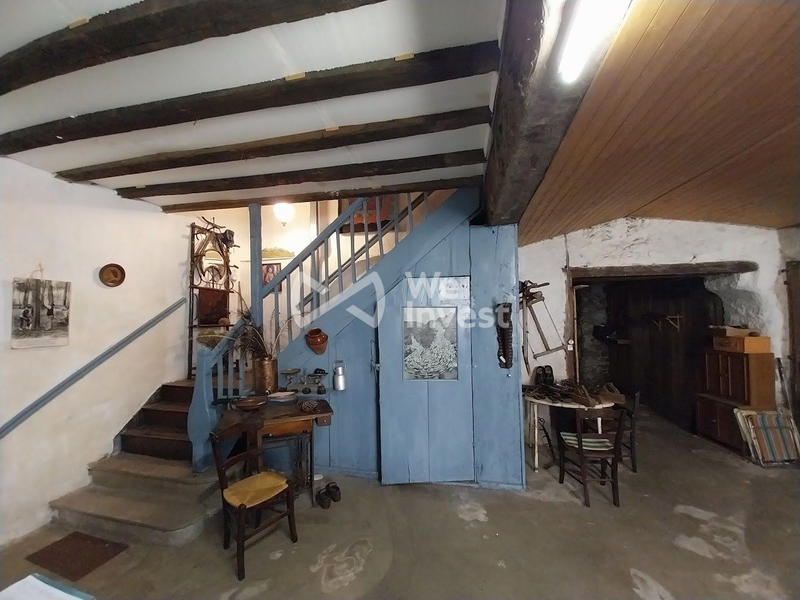 Maison - 180 m² - 7 pièces