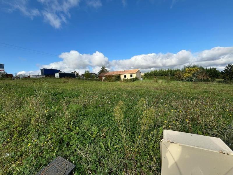 Terrain constructible - 726 m²