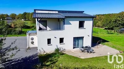 Maison - 145 m² - 6 pièces