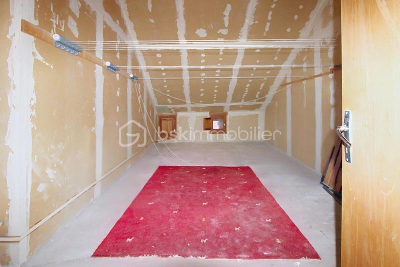 Demeure - 250 m² - 7 pièces