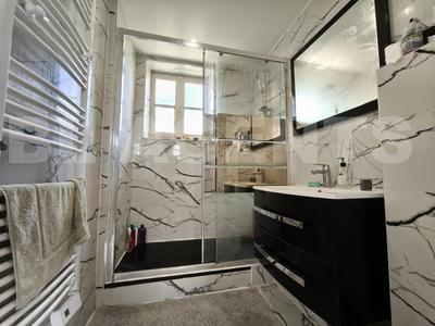 Maison - 182 m² - 5 pièces