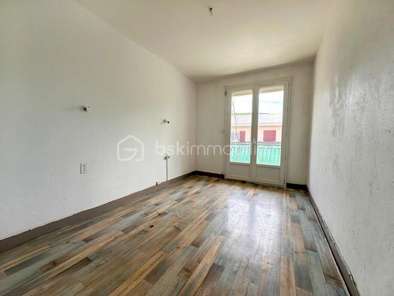 Immeuble - 196 m² - 11 pièces