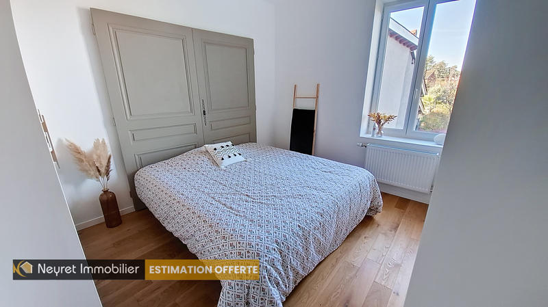 Appartement - 92 m² - 4 pièces