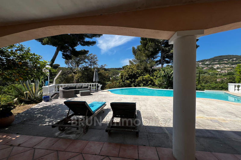 Villa - 280 m² - 7 pièces