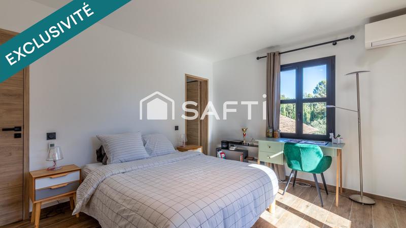 Villa - 240 m² - 5 pièces