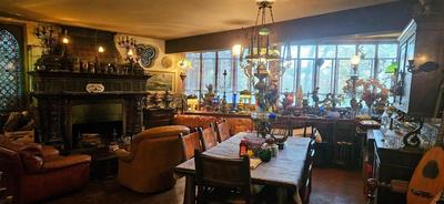 Maison - 405 m² - 6 pièces