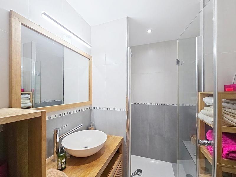 Appartement - 85 m² - 4 pièces