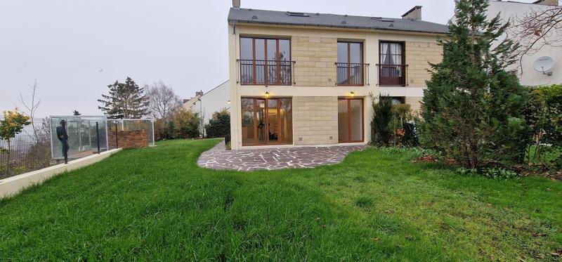 Maison - 127 m² - 6 pièces