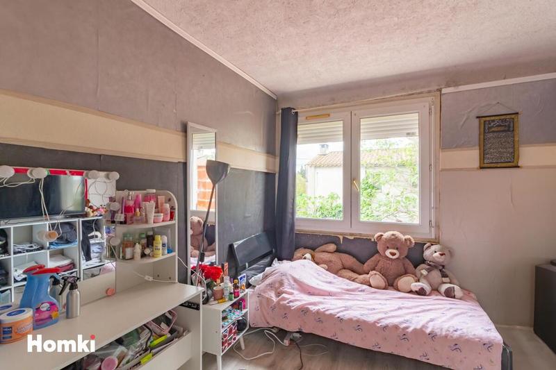 Maison - 140 m² - 9 pièces