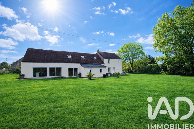 Maison - 332 m² - 11 pièces