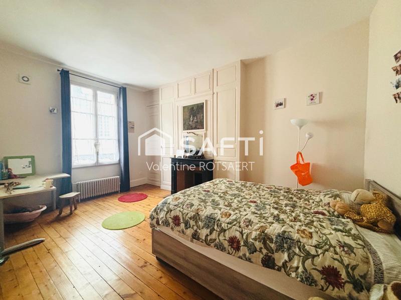 Hôtel particulier - 590 m² - 16 pièces