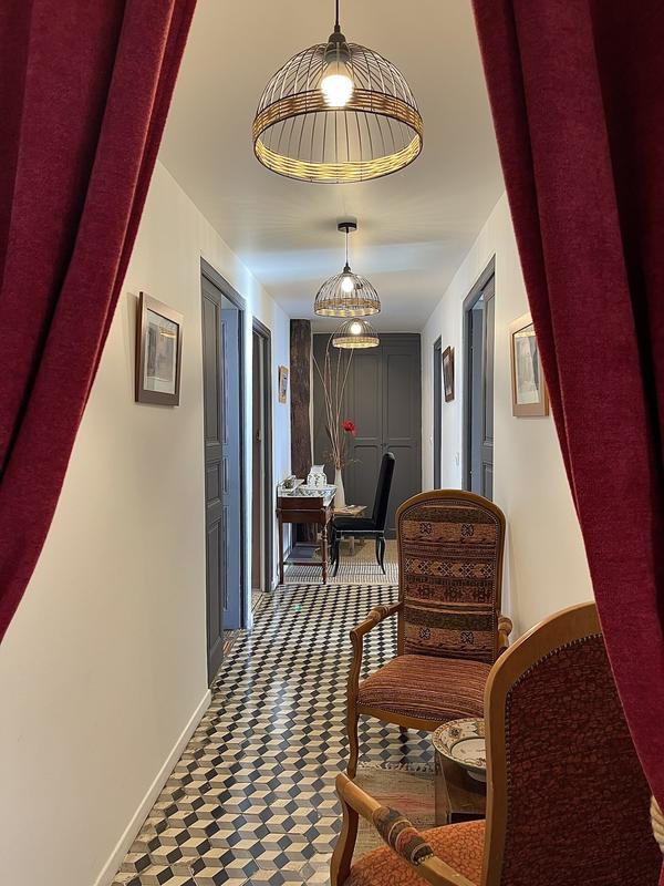 Maison - 209 m² - 8 pièces