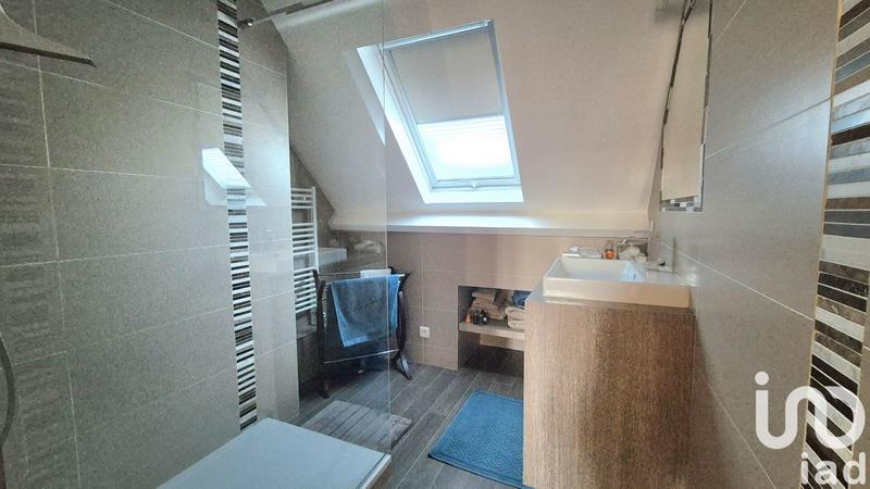 Maison - 142 m² - 6 pièces