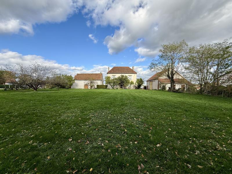 Maison - 85 m² - 3 pièces