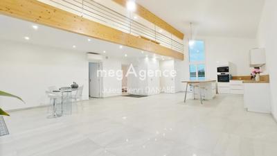 Maison d'architecte - 216 m² - 8 pièces