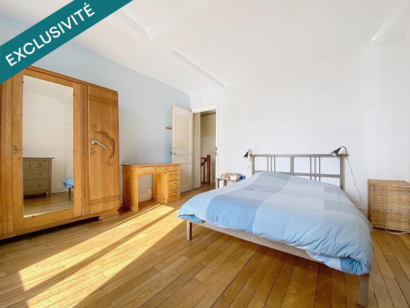 Maison - 200 m² - 8 pièces